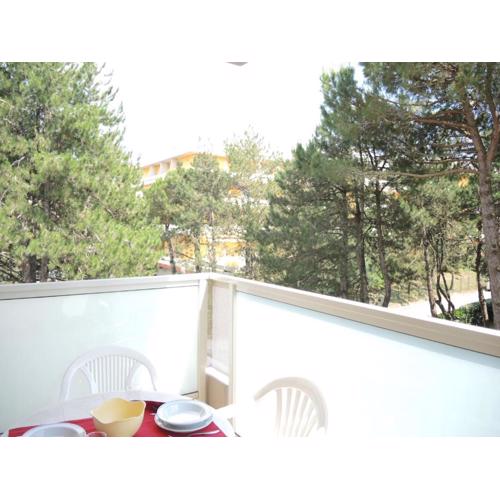 Flat 100m from the beach with sunny terrace