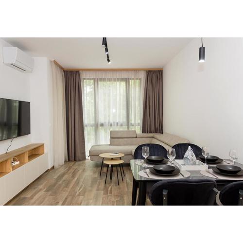 Flat In Azur Premium in St Constantine and Helena by Flat Mаnаger