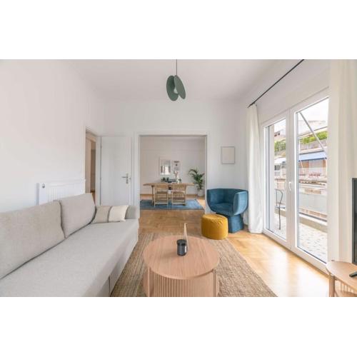 Flawless 1BR Apartment in Athens by UPSTREET