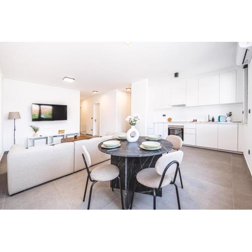 Flex SelfCheckIns 182 - 2 Bedrooms - Parking