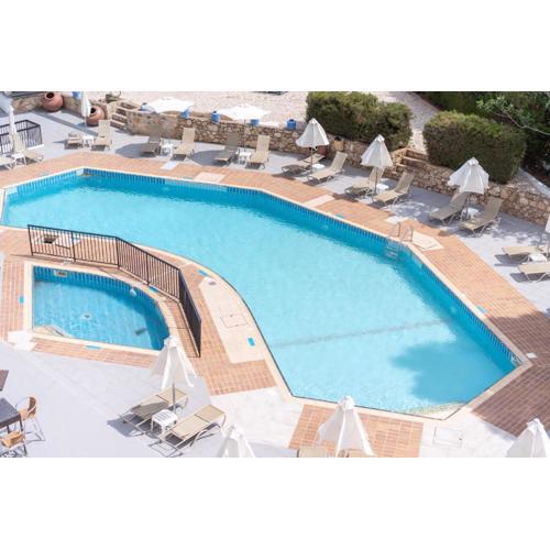 Flora Hotel Apartments