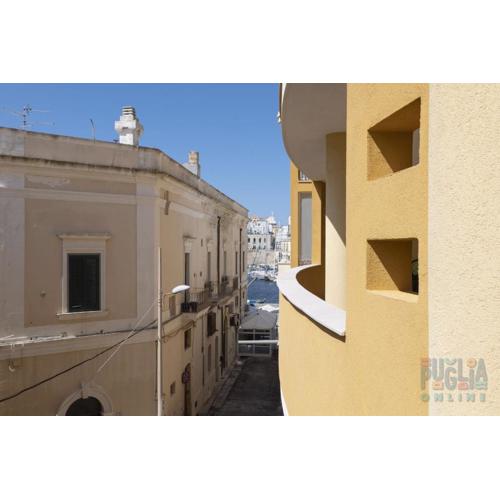 Fontana Greca 4 nel cuore di Gallipoli Puglia On line