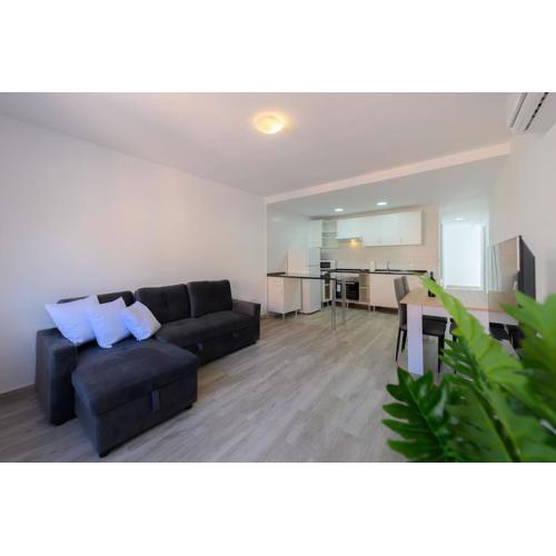 For You Rentals Acogedor apartamento TEMPORAL de un dormitorio en Chamartin MMA323B