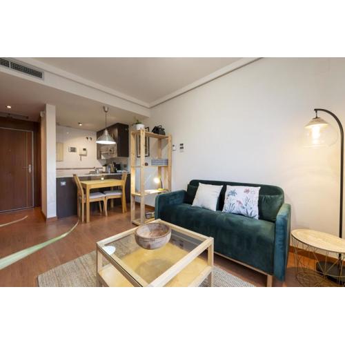 For You Rentals Charming 1bedroom apartment Gym temporal SRES531I