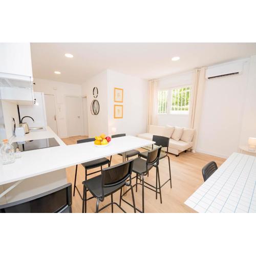 For You Rentals Cozy and charming 3-bedroom apartment TEMPORAL in Madrid ASR18
