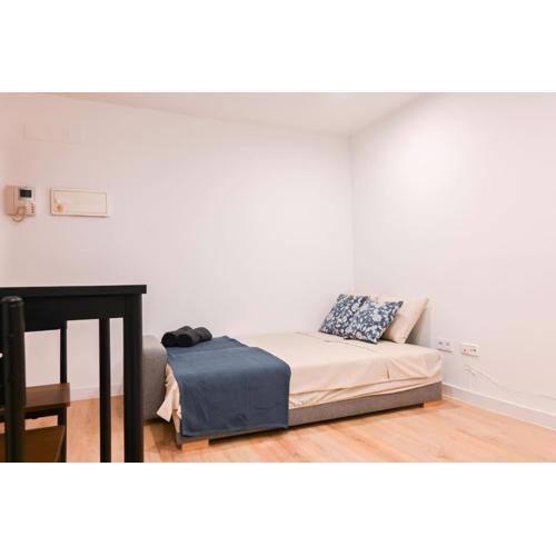 For You Rentals Lindo estudio TEMPORAL en barrio Justicia SLR16