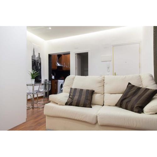 For You Rentals Plaza Dos de Mayo Apartment TEMPORAL DP13