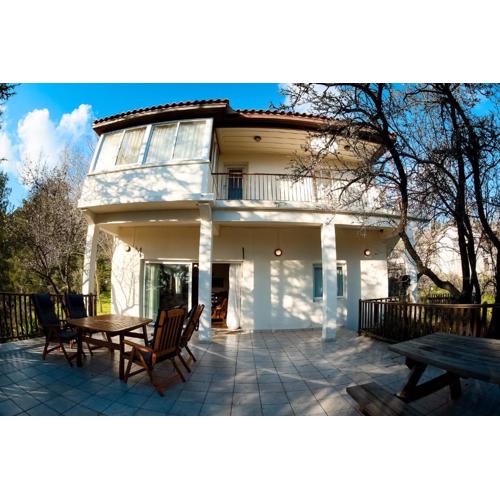 Forest Park Villa