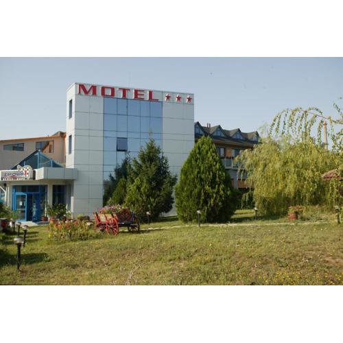 Formula 1 Motel