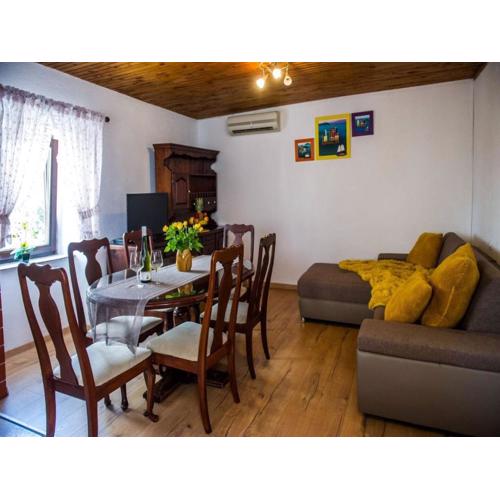 Four Bedroom Holiday Home