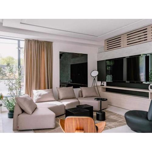 Four Bedroom Villa with pool