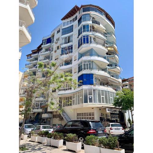 Four Seasons Beach Apartment Vlora