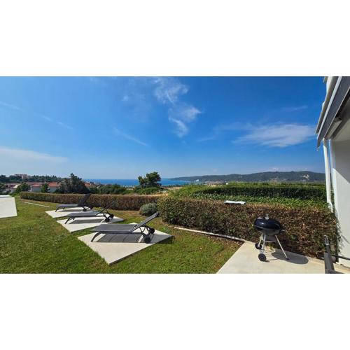 Fourka Vista Retreat - Sea View 3 bdrm