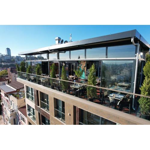 Fragments Hotel
