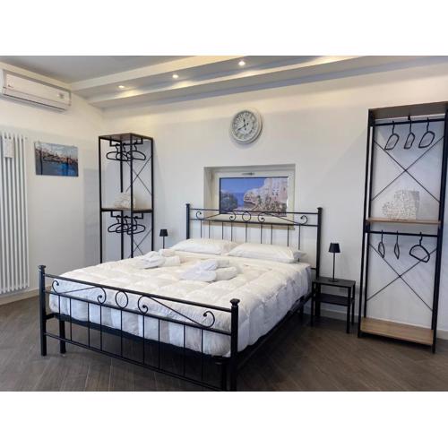 FraMe Room