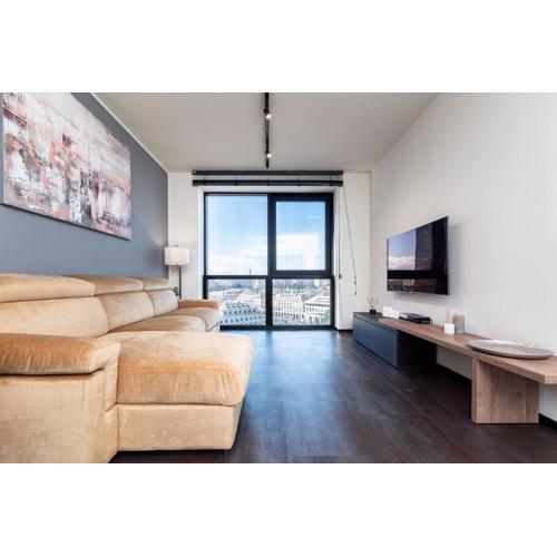 Free Parking in Luxury Suite with City View - Steps to Brignole Train Station