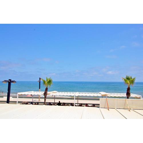 Frontal al Mar