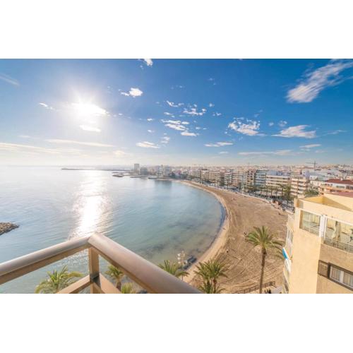 Frontline Apartment Sea Views - Pool - Center