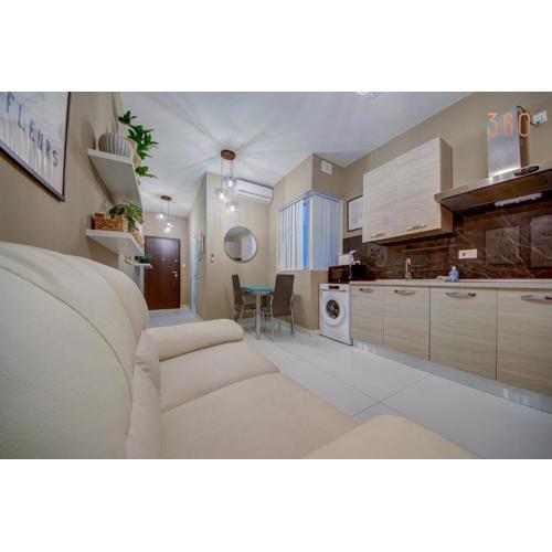 Fully equipped 1BR Apt with WIFI & AC in Gzira by 360 Estates