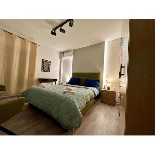 Fully Renovated Apartment In The Heart Of Athens
