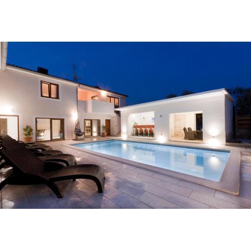 Funcic Apartments 2 app