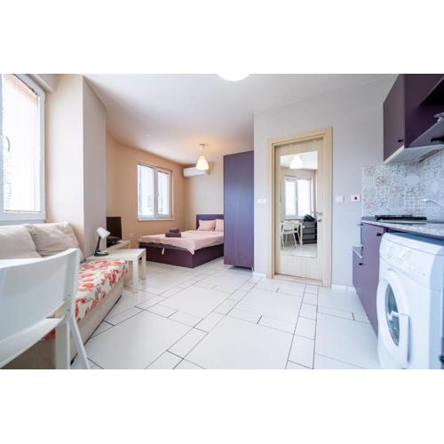 Funky apartment in Studentski Grad