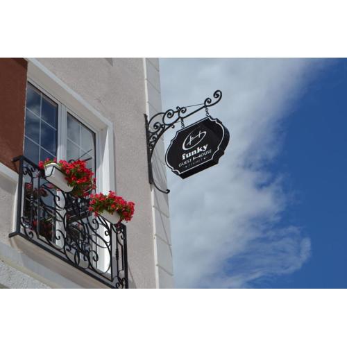 Funky Guest House & Adventures