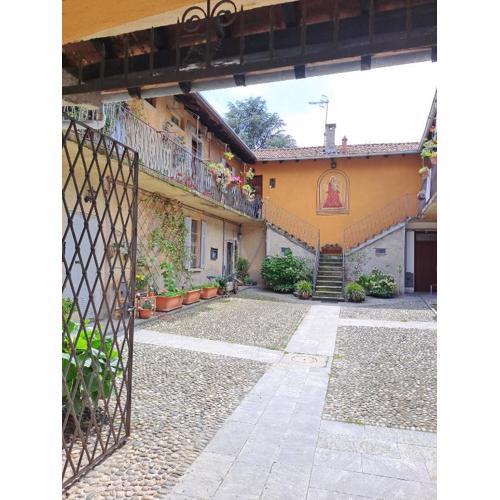 Gabbinoholidayhome Appartamento in suggestiva corte
