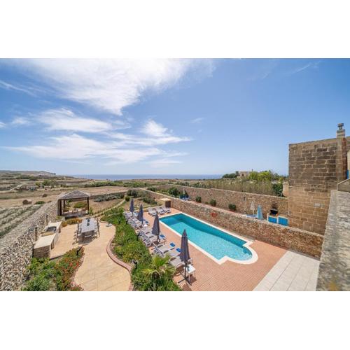 Gaia Holiday Home