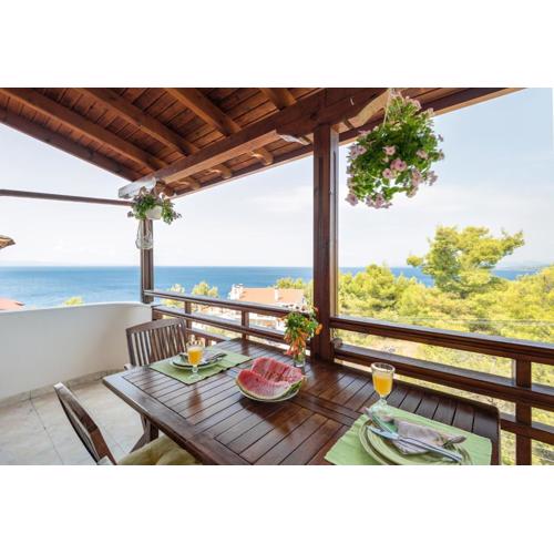 Galini Apartment in Neos Marmaras