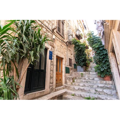 Gallus Old town apartment