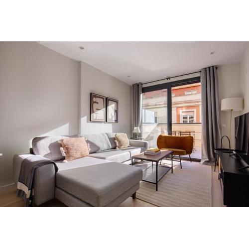 Galvany 3br w doorman private terrace BCN-117