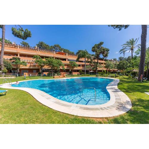 Garden Level Apartment - Pino Golf