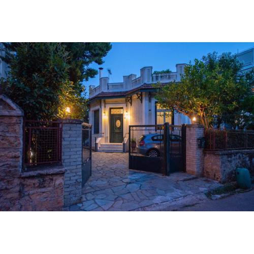 Garden-studio in a mansion-Athens-Chalandri center