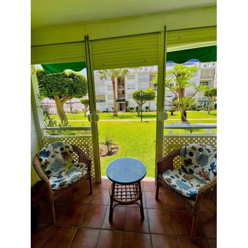 Garden View 1 bedroom Beach Retreat