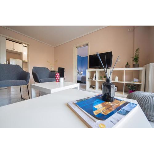 Garden-view apartment, Marousi
