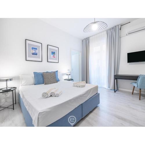 Garibaldi Central Apartment