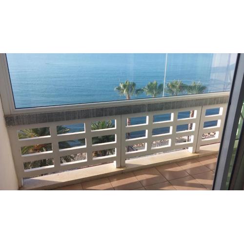 GARNET Beach Apartment