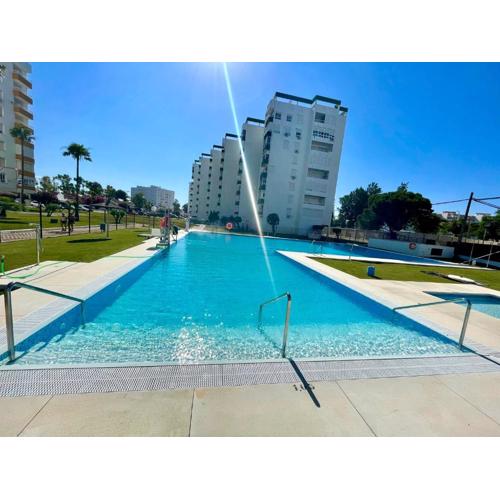 GATU Verano en la playa con parking, wifi, piscina