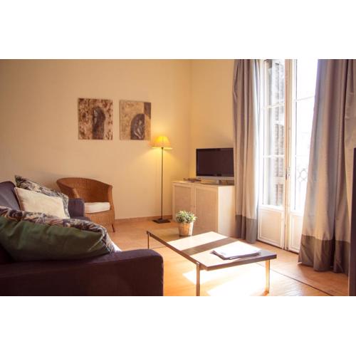 Gaudi Apartment 9