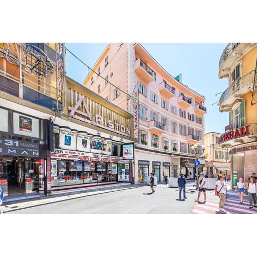 Gaudio Flat near Ariston Theater by Wonderful Italy