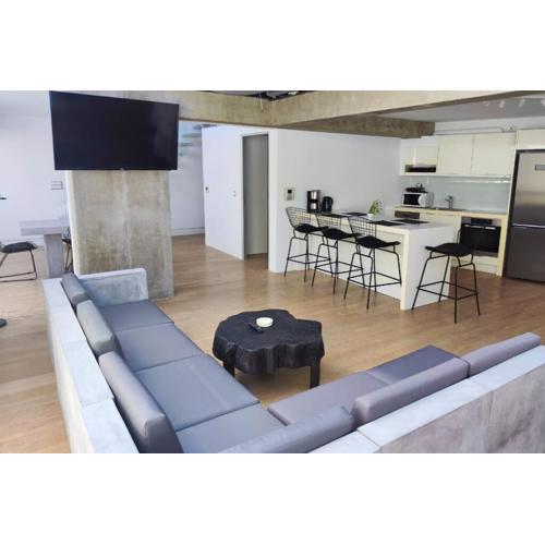 Gazi pool house