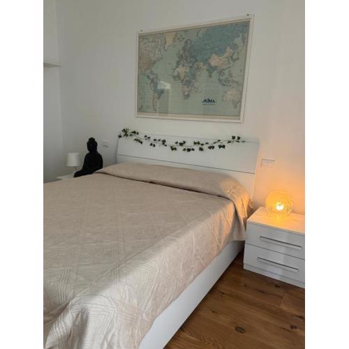 Genoa Waterfront Room