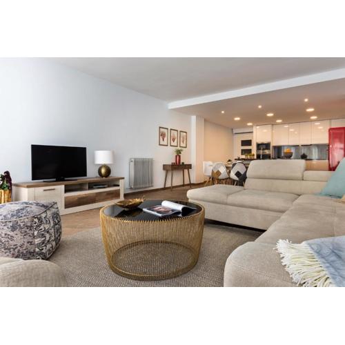 Genteel Home Tablas