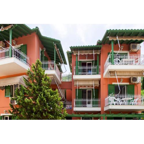 Georgakis George Rooms