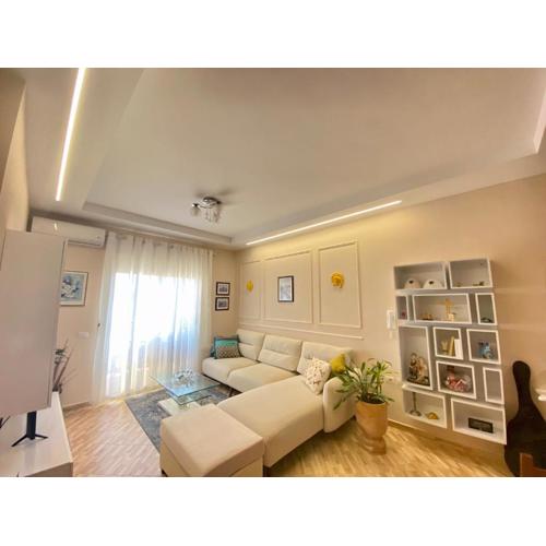 George Luxury Apartment Vlore