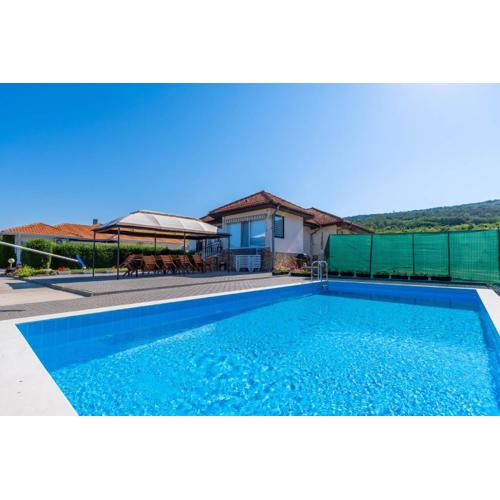 GERANIUM Holliday Villas