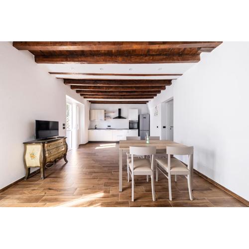 Giano Host - Gozzano, Simple Pleasures