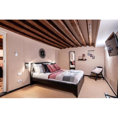 Giano Host - San Bernardo