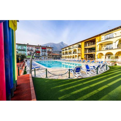 Giardino dei Colori 107 - Residence Pool&Fitness